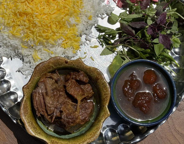 چلو آلو با گوشت